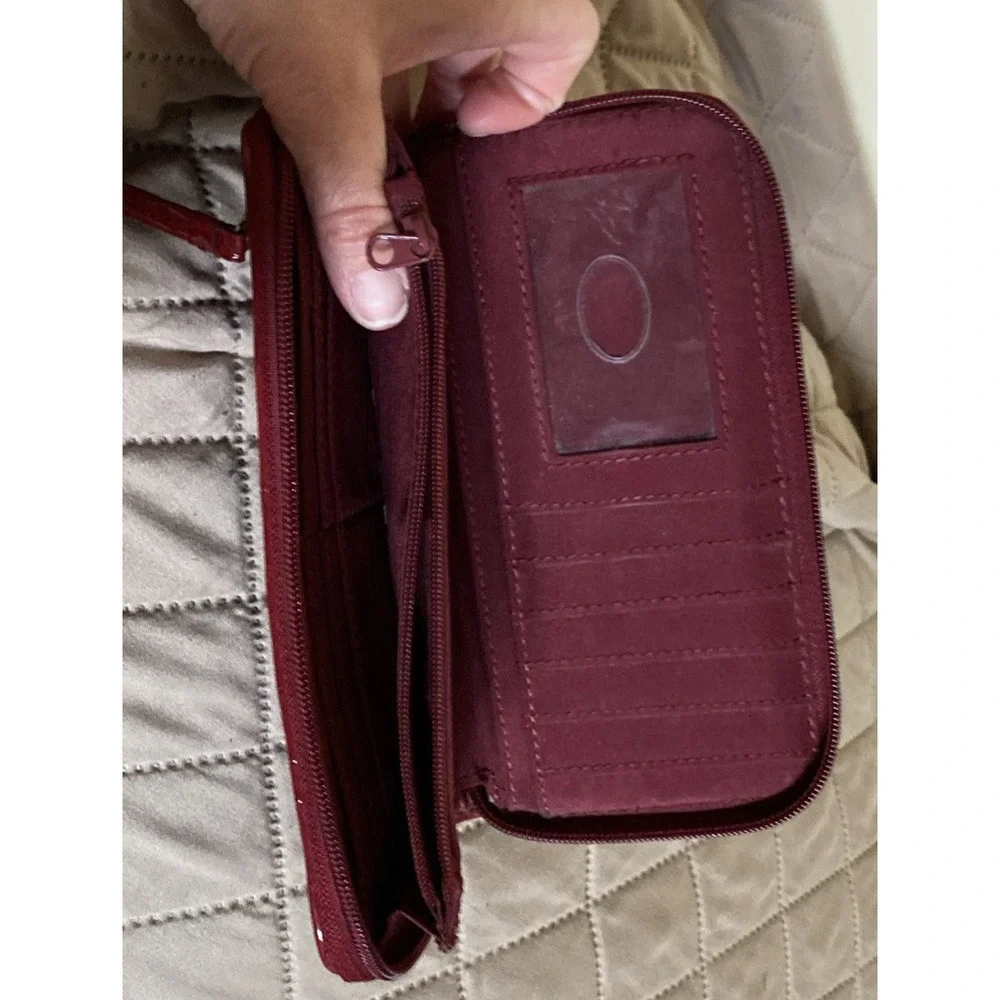 Liz & Co. Clutch Zip Around Wallet Purse Bag Red/Burgundy